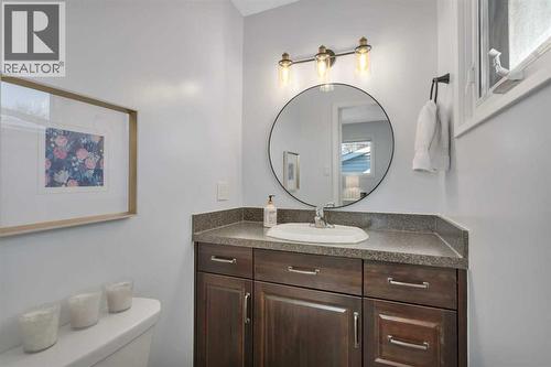 30 Wishart Street, Red Deer, AB - Indoor Photo Showing Bathroom