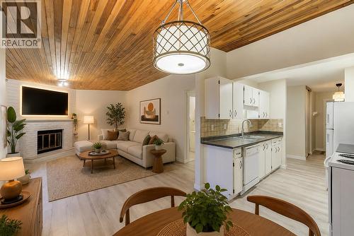 240 McIntosh Road Unit# 209  Kelowna, BC V1X 2C4