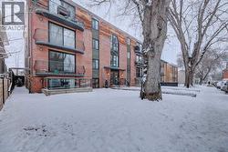 102, 526 22 Avenue SW  Calgary, AB T2S 0H6