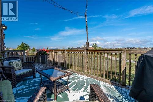 Lovely elevated deck - 51 Showcase Drive, Hamilton, ON - Outdoor