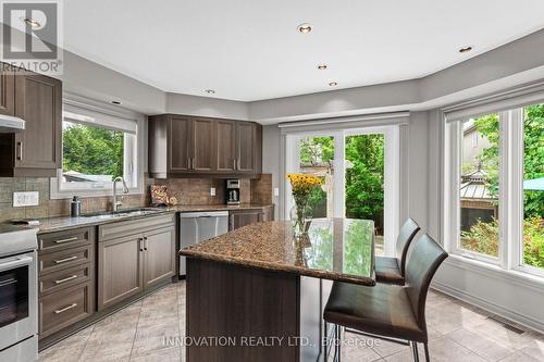 149 Springcreek Crescent, Ottawa, ON - Indoor Photo Showing Kitchen With Upgraded Kitchen