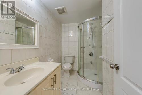200 Invergordon Avenue, Toronto, ON - Indoor Photo Showing Bathroom
