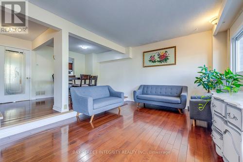 200 Invergordon Avenue, Toronto, ON - Indoor Photo Showing Living Room