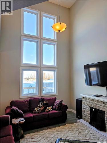 255 Eaton Crescent, Saskatoon, SK - Indoor Photo Showing Living Room