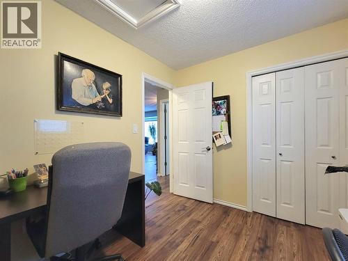 8101 Mission Heights Drive, Grande Prairie, AB - Indoor Photo Showing Office