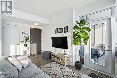 801 - 550 North Service Road, Grimsby, ON - Indoor