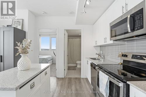801 - 550 North Service Road, Grimsby, ON - Indoor Photo Showing Kitchen With Double Sink With Upgraded Kitchen