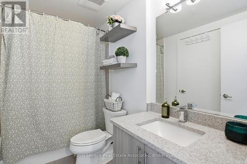 801 - 550 North Service Road, Grimsby, ON - Indoor Photo Showing Bathroom