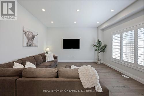 69 Miranda Path, Woolwich, ON - Indoor Photo Showing Living Room