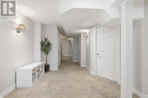 45 Browview Drive, Hamilton, ON - Indoor Photo Showing Other Room