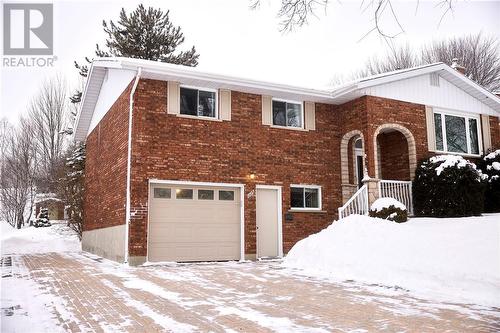 1225 Drummond, Sudbury, ON - Outdoor