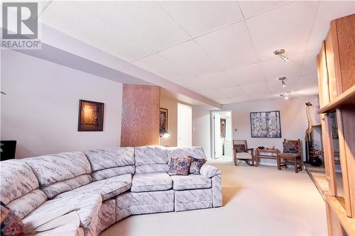 1225 Drummond, Sudbury, ON - Indoor Photo Showing Living Room