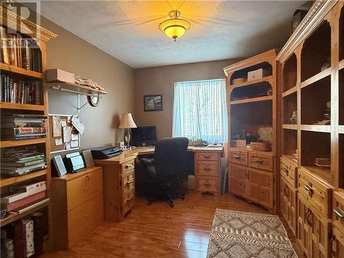 162 15Th Sideroad E, Tehkummah, Manitoulin Island, ON - Indoor Photo Showing Office