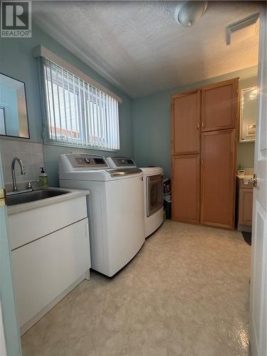 162 15Th Sideroad E, Tehkummah, Manitoulin Island, ON - Indoor Photo Showing Laundry Room