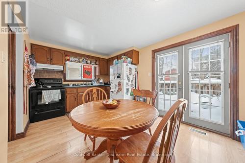 324 Cole Road, Guelph (Kortright West), ON - Indoor Photo Showing Dining Room