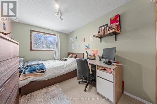 324 Cole Road, Guelph (Kortright West), ON - Indoor Photo Showing Bedroom