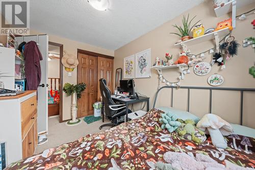 324 Cole Road, Guelph (Kortright West), ON - Indoor Photo Showing Bedroom