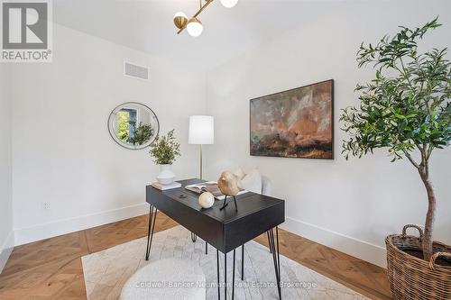 126 Oxford Street, Guelph (Downtown), ON - Indoor