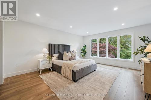 126 Oxford Street, Guelph (Downtown), ON - Indoor Photo Showing Bedroom