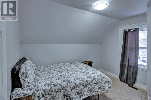 173 Maple Street, West Elgin (West Lorne), ON - Indoor Photo Showing Bedroom