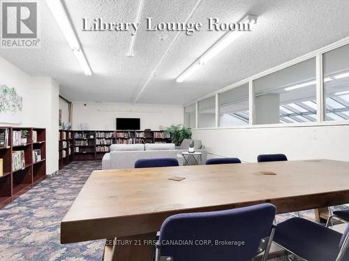 2405 - 389 Dundas Street, London East (East K), ON - Indoor Photo Showing Office