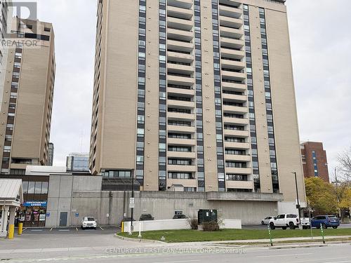 2405 - 389 Dundas Street, London East (East K), ON - Outdoor With Facade