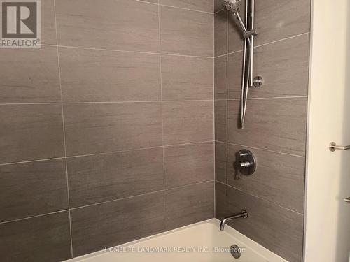 507 - 161 Roehampton Avenue, Toronto, ON - Indoor Photo Showing Bathroom