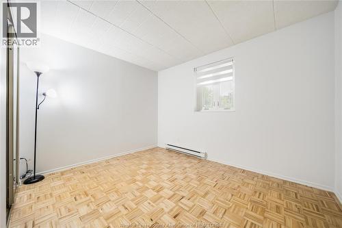 6502 Thornberry, Windsor, ON - Indoor Photo Showing Other Room