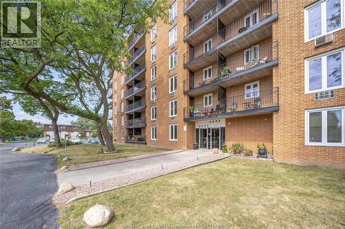 6502 Thornberry, Windsor, ON - Outdoor With Balcony