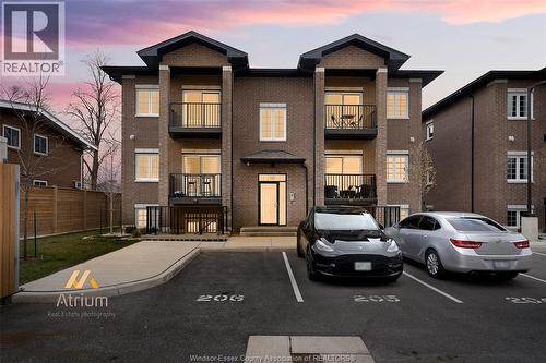 233 WATSON Unit# 205  Windsor, ON N8S 3R8