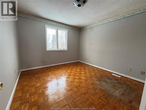 3034 Fazio Drive, Windsor, ON - Indoor Photo Showing Other Room