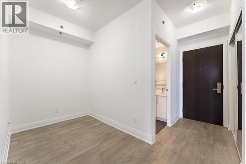 55 Speers Road Unit# 415, Oakville, ON - Indoor Photo Showing Other Room