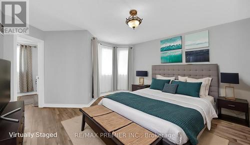 11 Richelieu Court, Caledon, ON - Indoor Photo Showing Bedroom