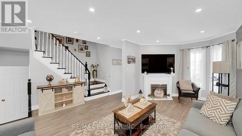 11 Richelieu Court, Caledon, ON - Indoor Photo Showing Living Room With Fireplace