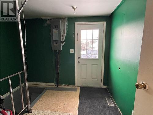93 Sturgeon Street, Dowling, ON - Indoor Photo Showing Other Room