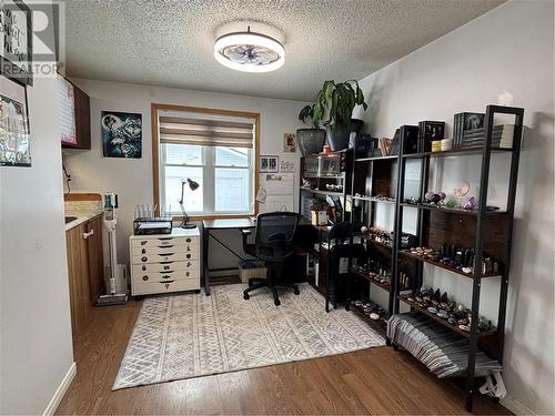 93 Sturgeon Street, Dowling, ON - Indoor Photo Showing Office