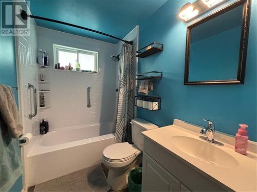 93 Sturgeon Street, Dowling, ON - Indoor Photo Showing Bathroom