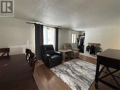 93 Sturgeon Street, Dowling, ON - Indoor