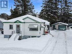 12 Riverview Avenue  Levack, ON P0M 2C0