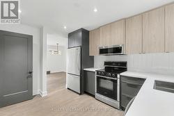 306 RIVERSIDE DRIVE  London North (North N), ON N6H 1E9