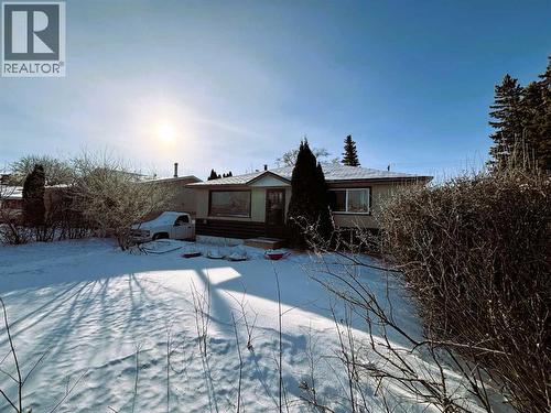 1341 2 Avenue, Wainwright, AB - Outdoor