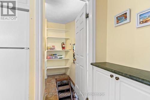Laundry room with basement access - 269 6Th Street E, Owen Sound, ON - Indoor