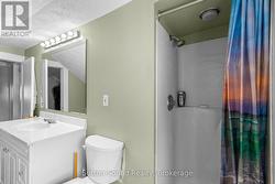 Upstairs 4pc bathroom - 