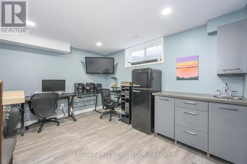 10 Kingfisher Court, St. Thomas, ON - Indoor Photo Showing Office