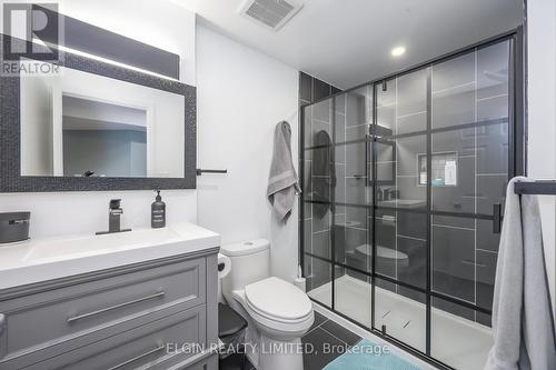 10 Kingfisher Court, St. Thomas, ON - Indoor Photo Showing Bathroom