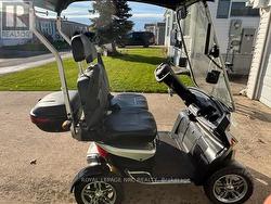 Boomerbuggy included with the purchase - 