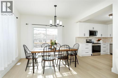 401 Devine Street, Sarnia, ON - Indoor