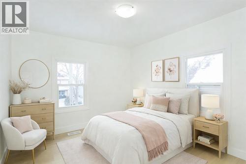 401 Devine Street, Sarnia, ON - Indoor Photo Showing Bedroom