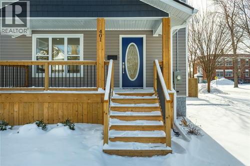 401 Devine Street, Sarnia, ON - Outdoor With Deck Patio Veranda