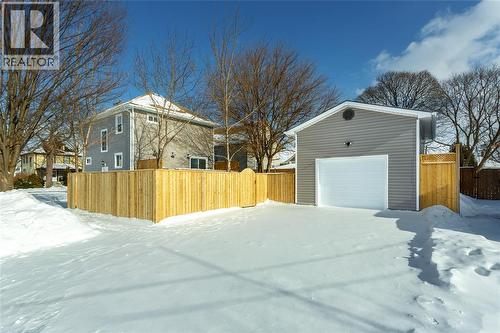 401 Devine Street, Sarnia, ON - Outdoor